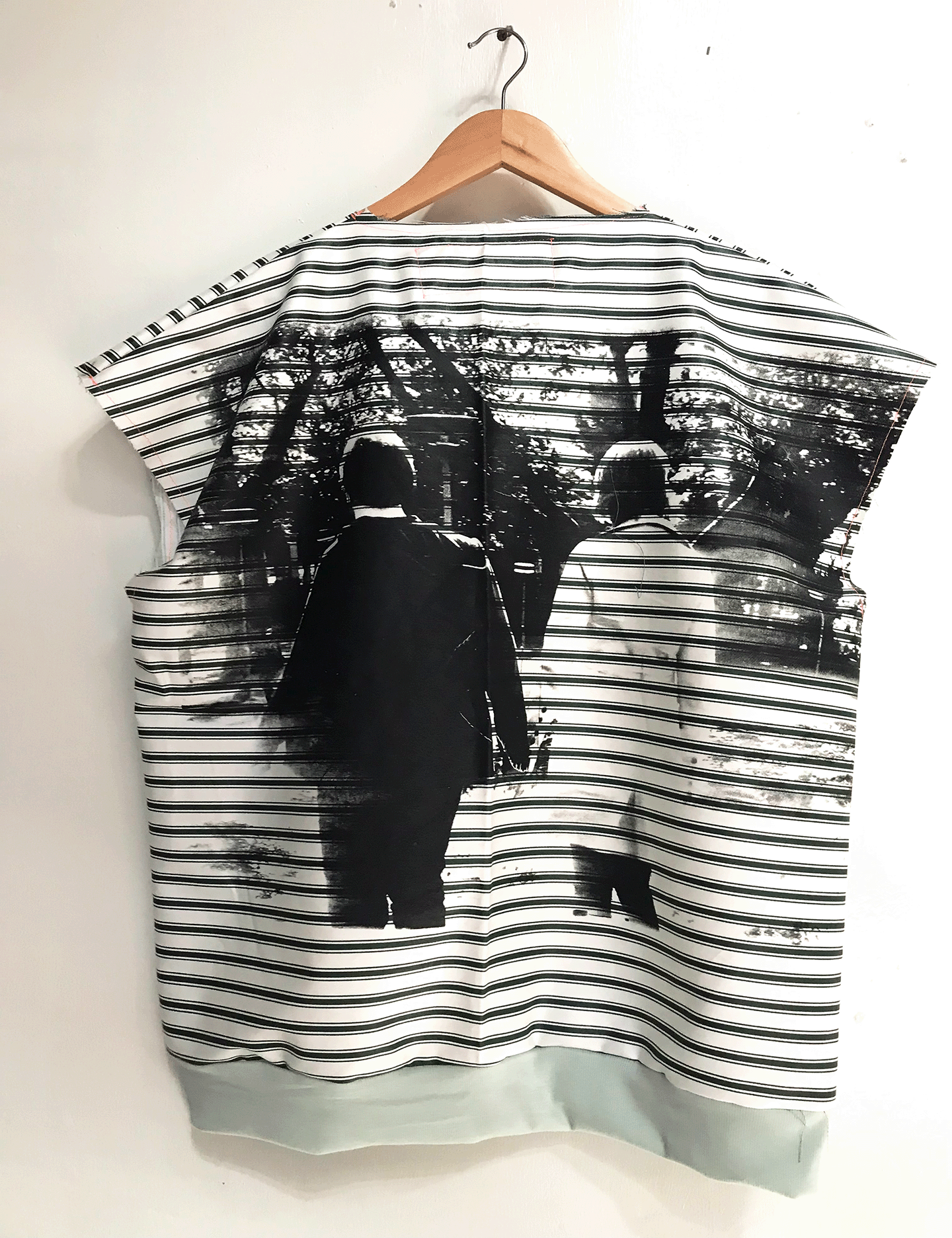 Sleeveless TIME STAU stripe