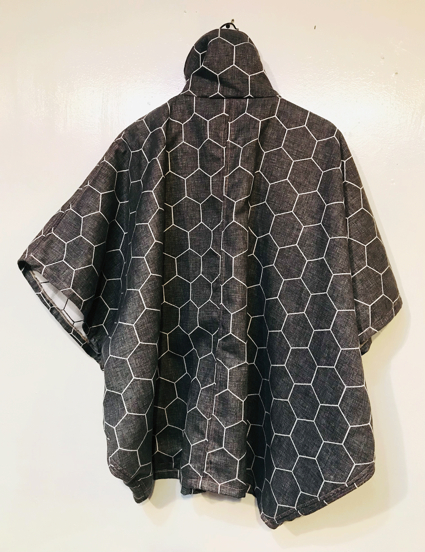 Long Poncho Wax